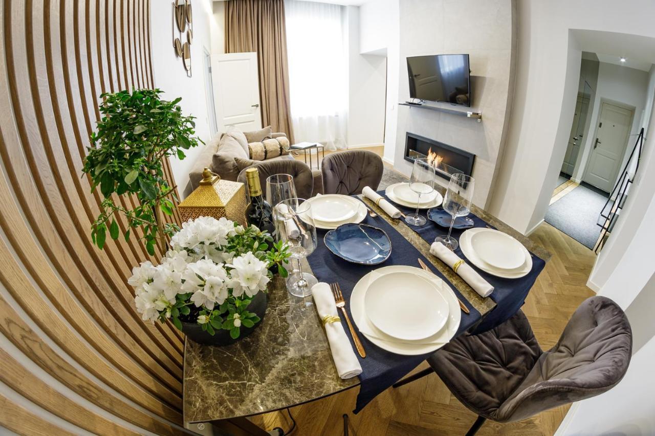 Old Town Apartment L Self Check In ヴィリニュス エクステリア 写真