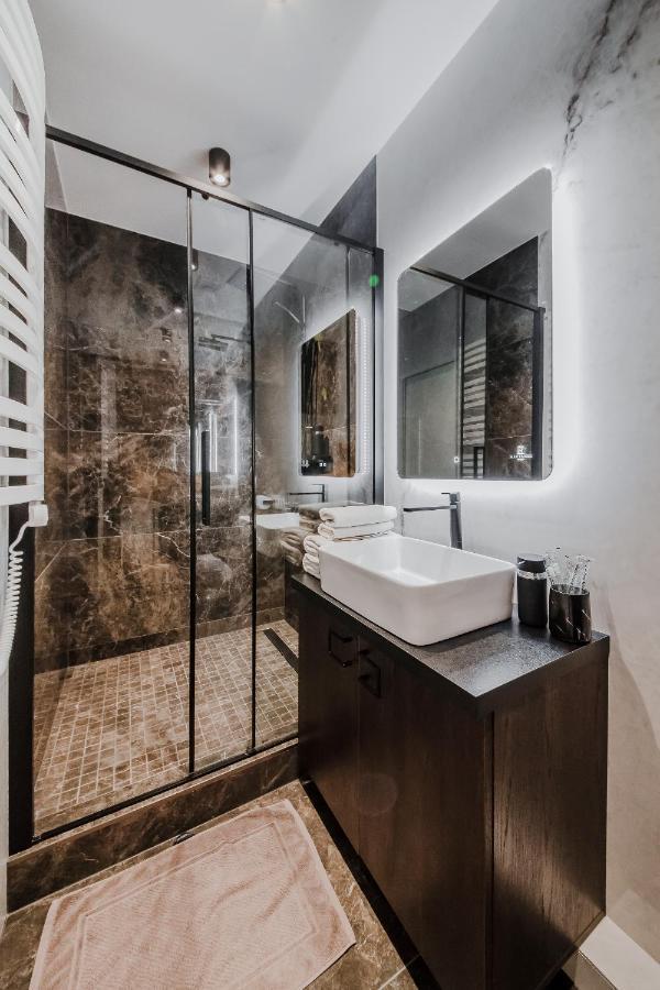 Old Town Apartment L Self Check In ヴィリニュス エクステリア 写真